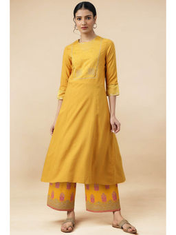 W - Yellow Metallic Embroidery Straight Kurta and Parallel Pant Set (Set of 2)