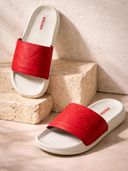 White color option, Currently selected