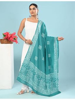 Hella Fashions - Green Batik Dupatta