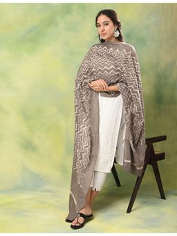 Ushvii - Grey Dabu Dupatta