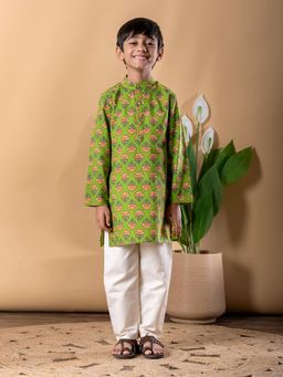 Readiprint - Straight Style Cotton Fabric Green Kurta And Pyjama
