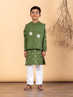 Readiprint - Straight Style Cotton Fabric Green Kurta And Pyjama With Nehru Jacket