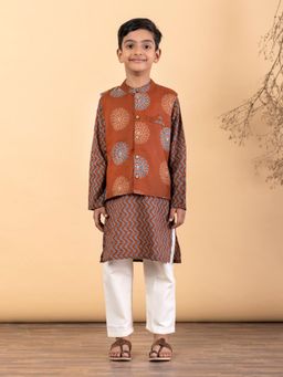 Readiprint - Straight Style Cotton Fabric Brown Kurta And Pyjama With Nehru Jacket