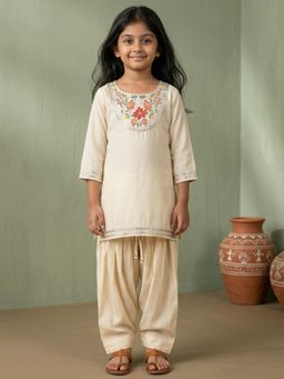 Readiprint - Straight Style Mul Chanderi Fabric Cream Color Kurti With Salwar