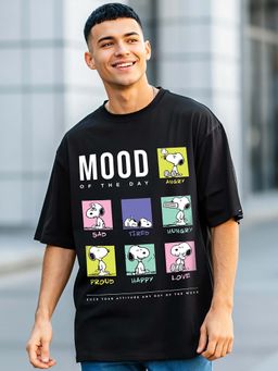 Bewakoof - Official Peanuts Men's Black Snoopy Mood Graphic Printed Oversized T-shirt