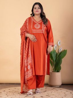 Readiprint - Women Rust Pure Cotton Kurta with Pant and Dupatta