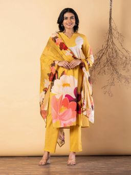 Readiprint - Women Yellow Pure Cotton Kurta with Pant and Dupatta