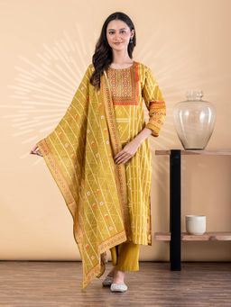 Readiprint - Women Yellow Pure Cotton Kurta with Pant and Dupatta