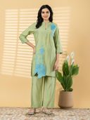 Green color option, Sold out, Currently selected