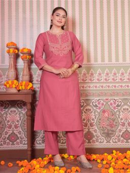 ARAMYA - Women Pink Silk Blend Kurta with Pant