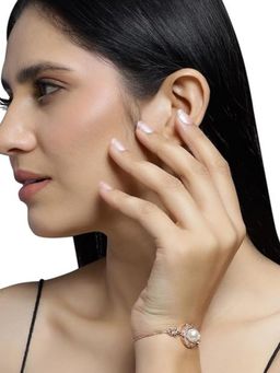 Accessher - Stunning Rose Gold Plated Delicate American Diamonds & Pearl Design Bracelet