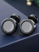 Black color option, Currently selected