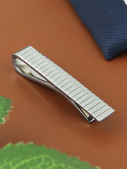 PELUCHE - Horizontal Silver Super Sleek - Tie Pin for Men