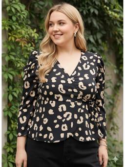 Berrylush - Black Animal Print Puff Sleeve Wrap Top