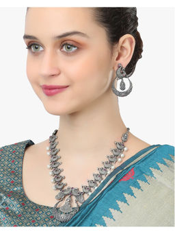 Adwitiya - Oxidised Silver-Plated White Pearls and Pink Stone Jewellery Set