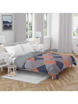 HomeTown - Micro Comforter Polyester Double Comforter In Grey