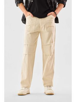 Snitch - Men Beige Textured Relaxed Fit Casual Trouser