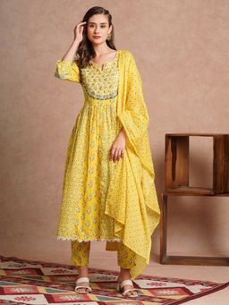 FASHOR - Yellow Floral Printed and Embroidered Anarkali Kurta Pant with Dupatta (Set of 3)