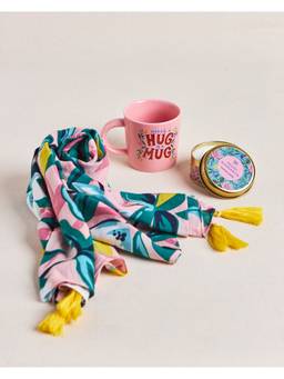 Chumbak - Hug In A Mug Warm Hugs Trio Gift Pack - Pack Of 3