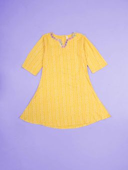 KiddoPanti - Yellow Bandhani Print with Floral Lace Neck Kurta