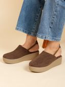 Brown color option
