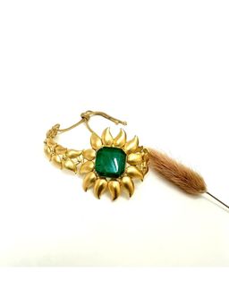 ZAZA BY SOMYA - Green Emerald Petal Bracelet