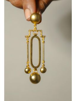 ZAZA BY SOMYA - Gold Acorn Earring