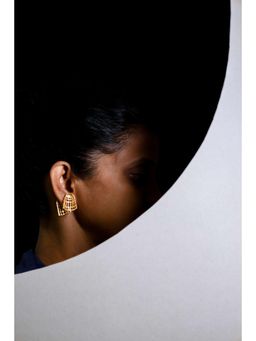 ZAZA BY SOMYA - Gold Hamsa Earring