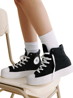 Converse - Women Chuck Taylor All Star Day One Platform Canvas Mid Top Sneakers - Black