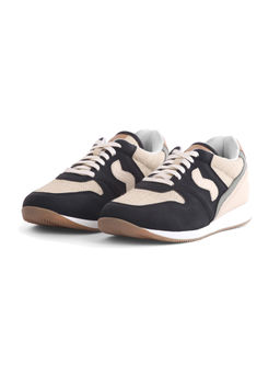SOLETHREADS - Women Black Sneakers