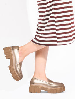 SHUZ TOUCH - Rose Gold Sultan Metallic Loafers