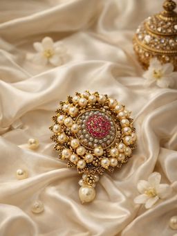 Accessher - Pink Metal Stones Brooch