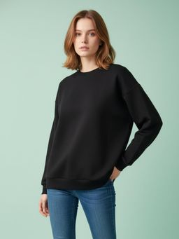 Qurvii - Black Solid Sweatshirt