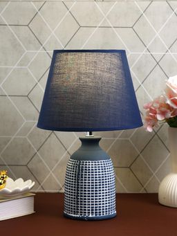 Tayhaa - Blue & White Ceramic Table Lamp