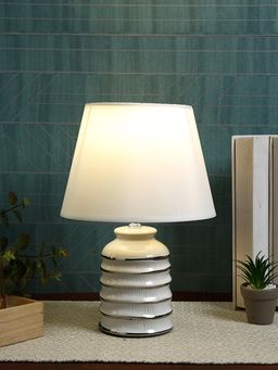 Tayhaa - Bold White Aura Table Lamp