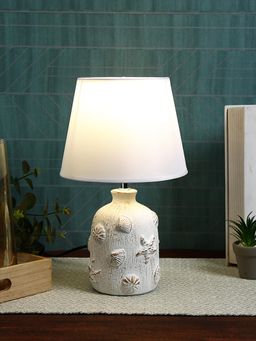 Tayhaa - White Seashell Serenity Table Lamp
