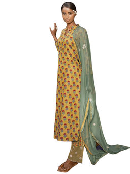 Stylee LIFESTYLE - Yellow Cotton Digital Printed Dress Material (Set of 3)