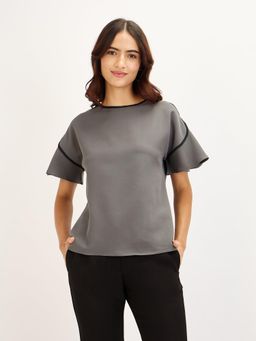 SALT Attire - Contrast Piping Top