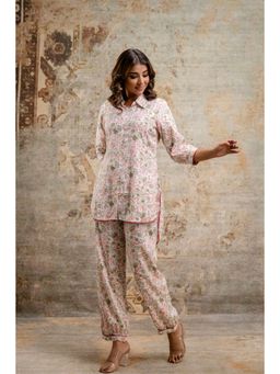 Mokshi - Women White Floral Printed Collar-Neck Three-Quarter Sleeves Top with Pant (Set of 2)