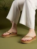 Beige color option, Currently selected