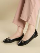 Black color option, Currently selected