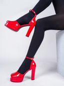 Red color option, Currently selected