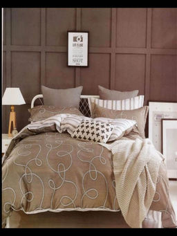 Angie Homes - Wadlo Brown Bedding