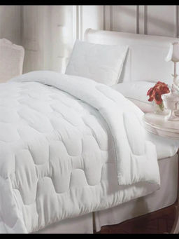 Angie Homes - Hotaru White Bedding