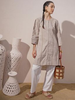 VISHUDH - Women Brown Chambray Embroidered A-Line Kurta