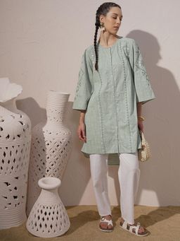 VISHUDH - Women Green Chambray Embroidered A-Line Kurta