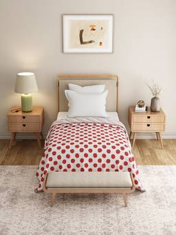 MYTRIDENT - 95 Gsm 100% Micro Polyester Dottie Red Reversible Bed Dohar (Single)