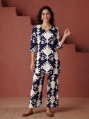 Navy Blue color option, Currently selected
