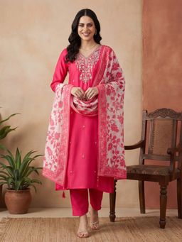 Jaipur Kurti - Women Pink Embroidered A-Line Kurta with Pant and Dupatta