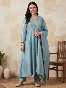 Jaipur Kurti - Women Blue Embroidered Flared Kurta with Pant and Dupatta